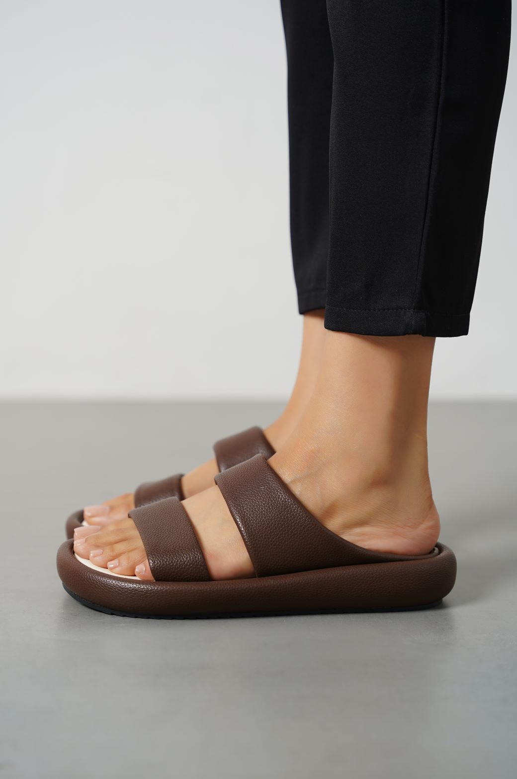 COFFEE PUFF MAMA SLIDES