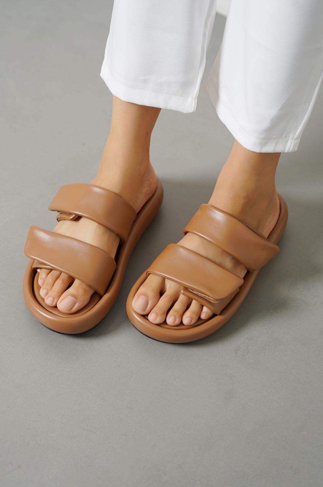 TAUPE MARSHMALLOW MAMA SLIDES