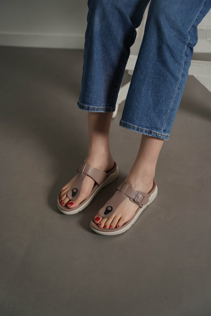 TAUPE MAMA FLY FLOPS