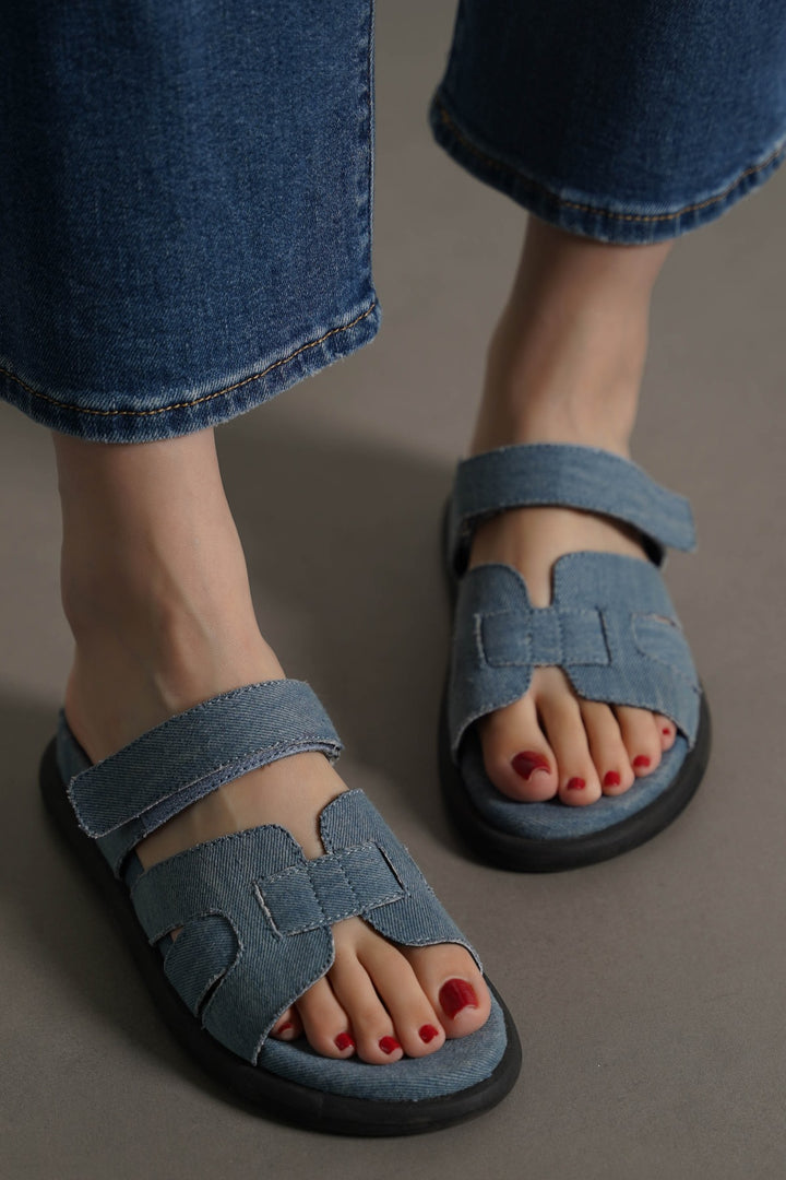 MID BLUE IZZY DENIM SLIDES
