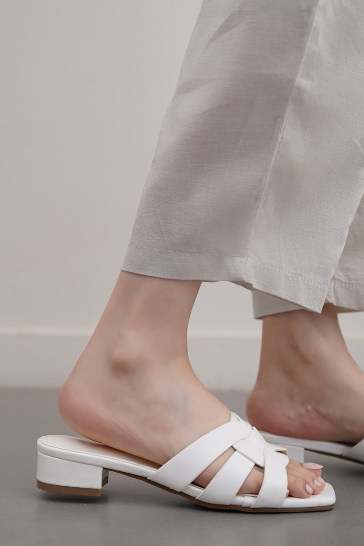 WHITE VENICE BLOCK HEEL