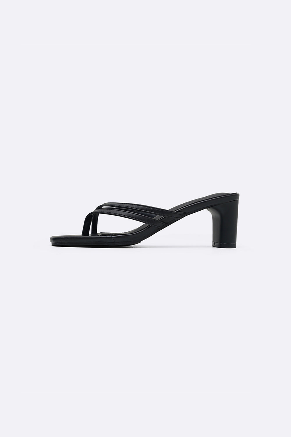 BLACK EDITORIAL BLOCK HEEL