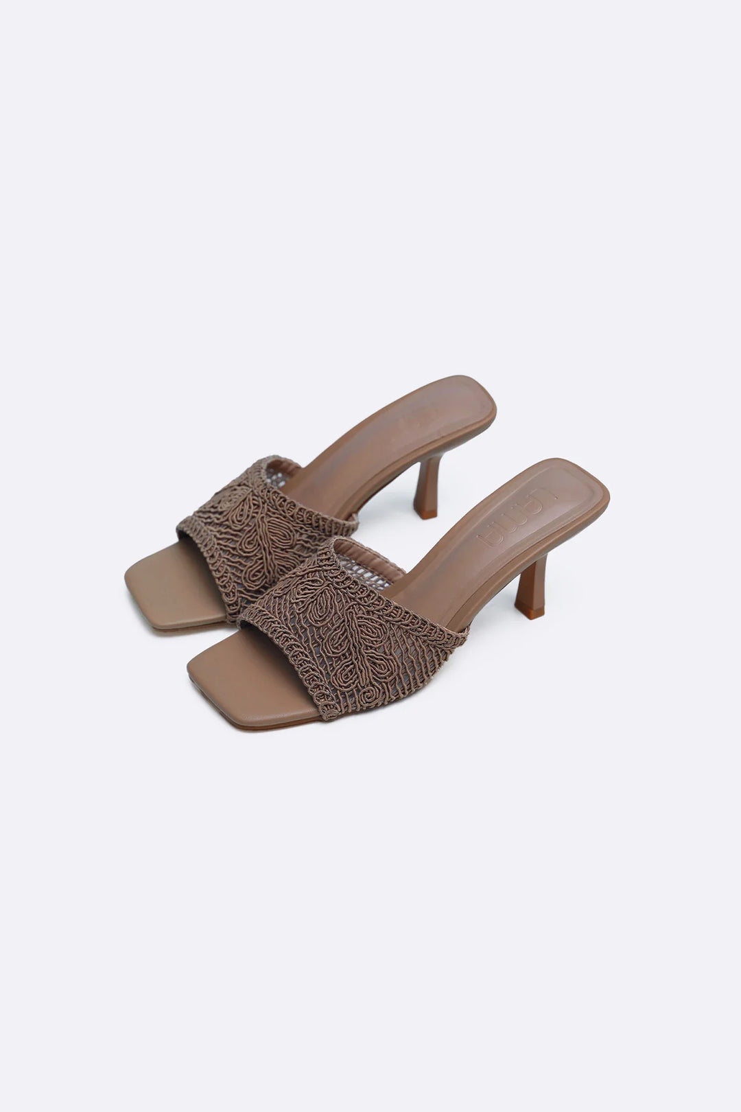 BROWN WOVEN MINI HEELS