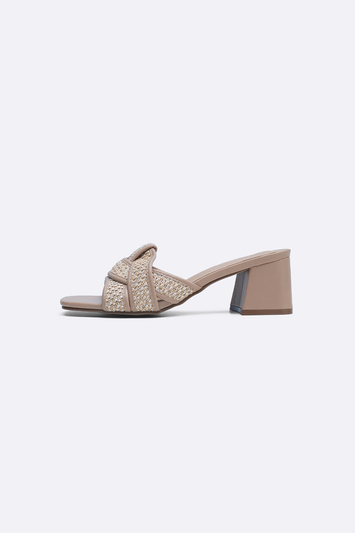 BEIGE WEAVE BLOCK HEELS