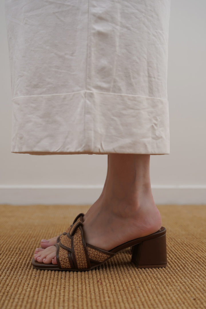 COFFEE WEAVE BLOCK HEELS