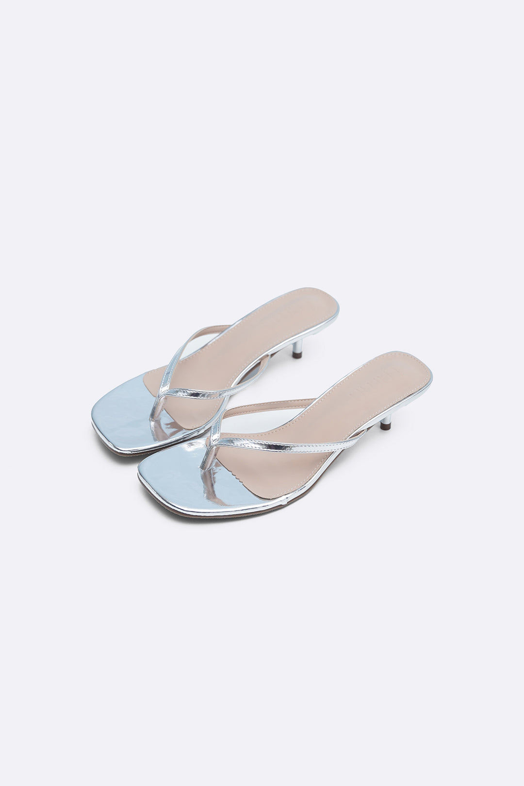 SILVER MALIBU KITTY HEELS