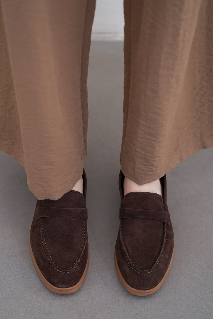 PALM & PEBBLE LEATHER LOAFERS