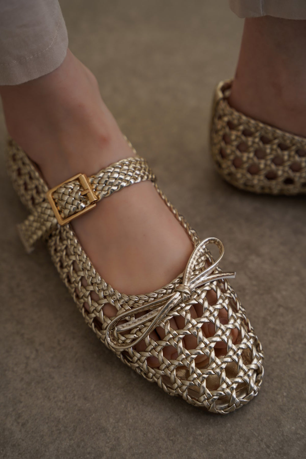GOLD ASHBY WOVEN PUMPS