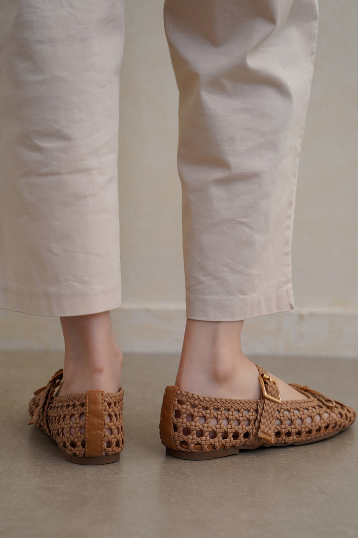 KHAKI ASHBY WOVEN PUMPS