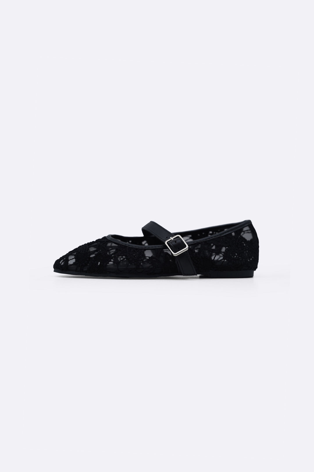 BLACK LACE MARY-JANES