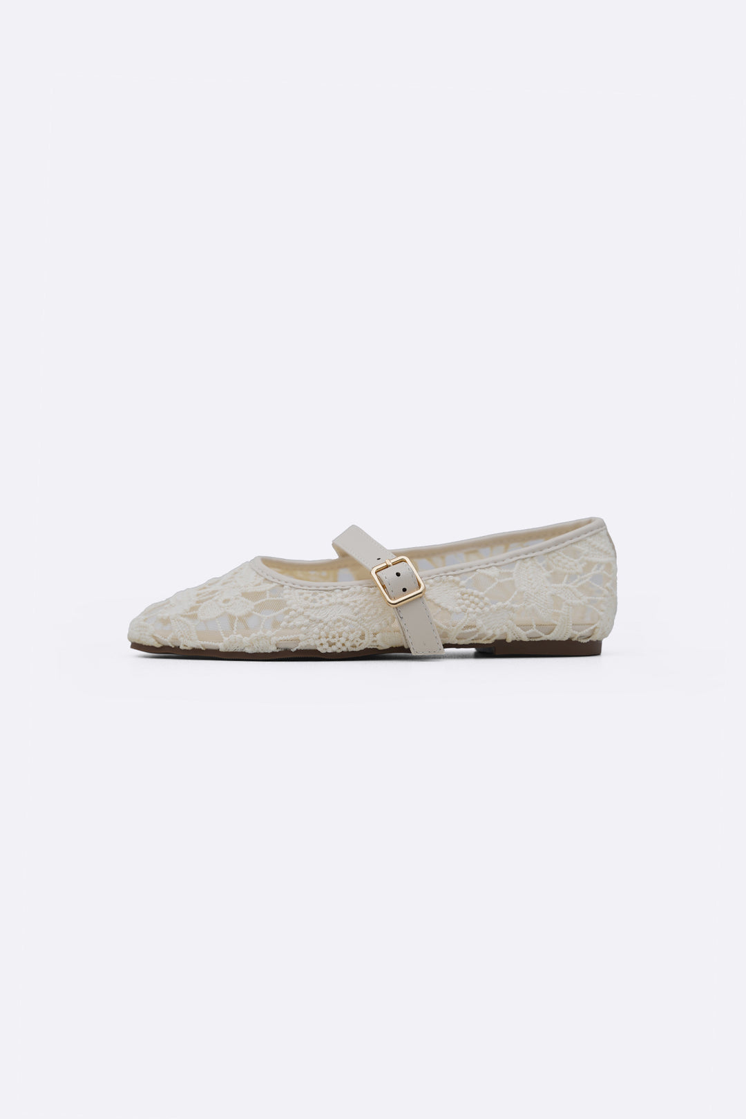 WHITE LACE MARY-JANES