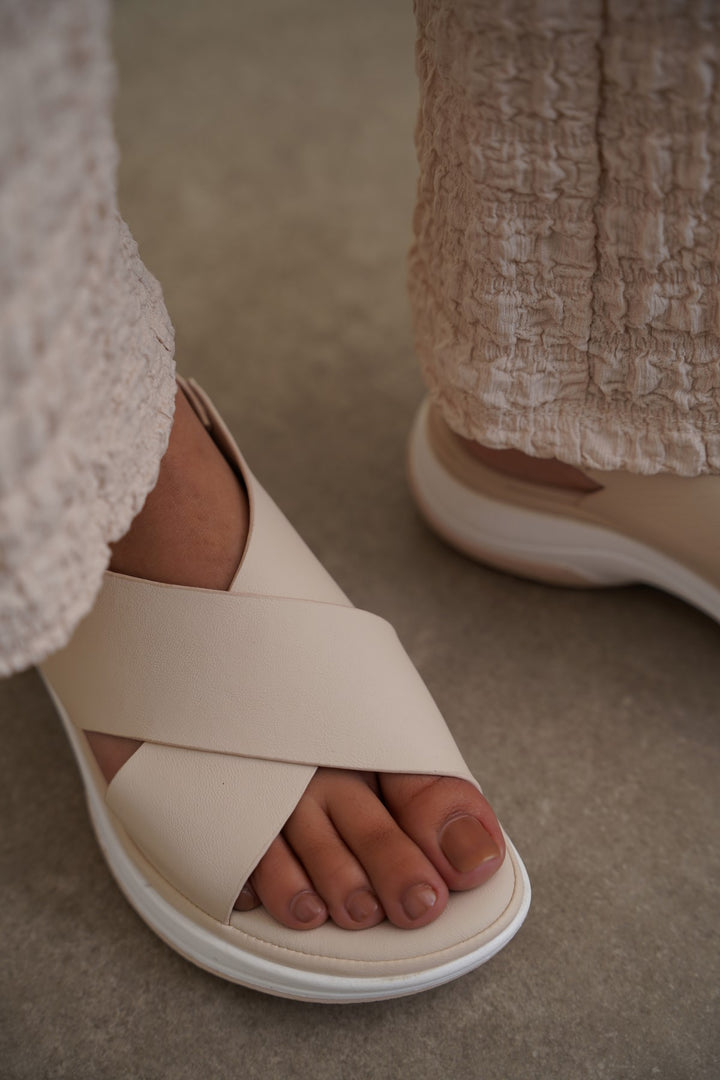 OFF WHITE CROSS MAMA SANDALS