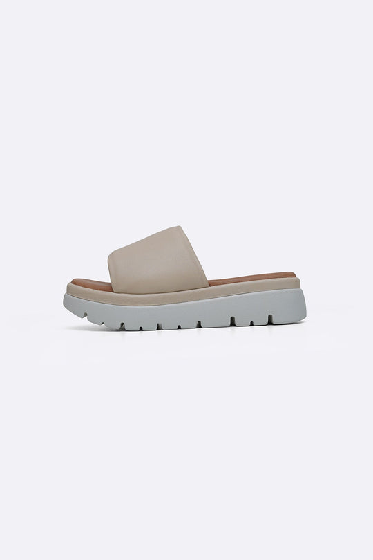 CREAM LEATHER MAMA PLATFORM SLIDES