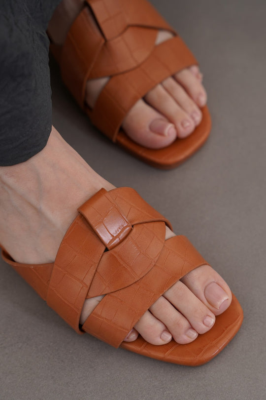 TAN LOTUS SLIDES