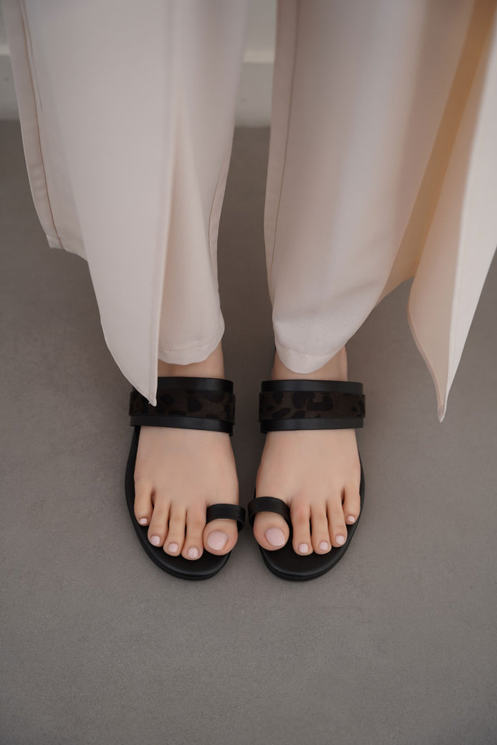 BLACK SUMMER ANIMAL SLIDES