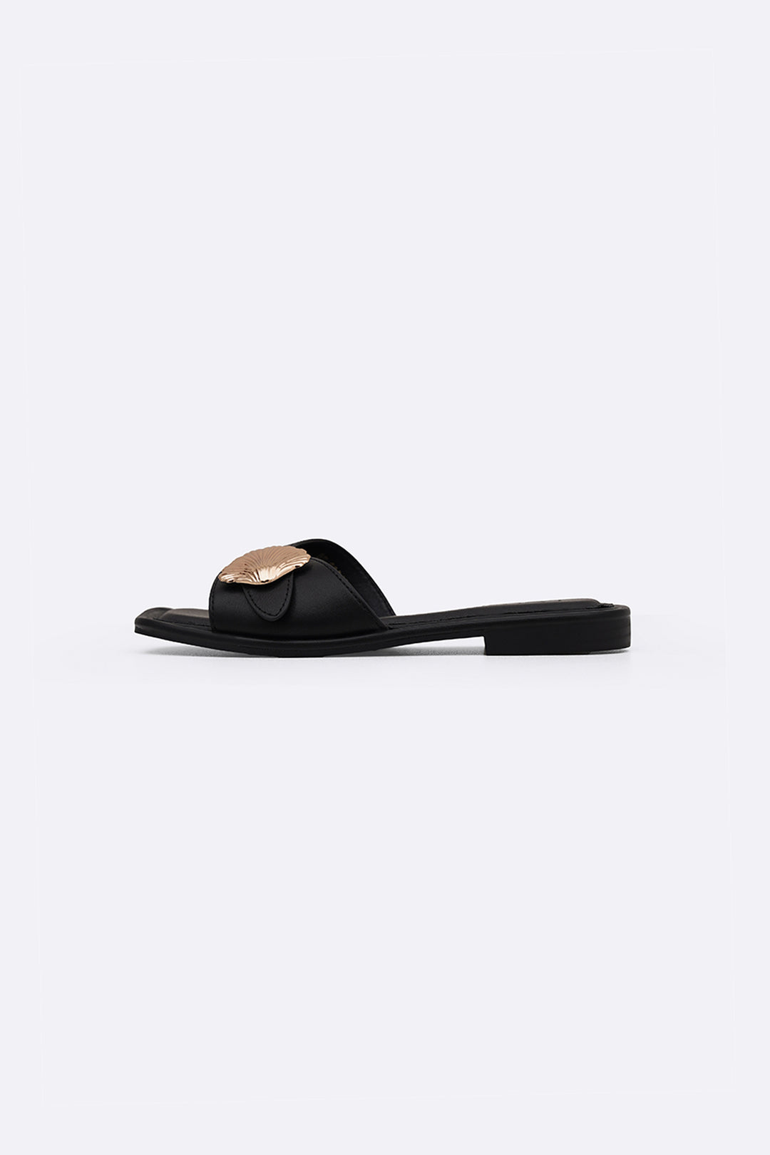 BLACK SEASHELL SLIDES