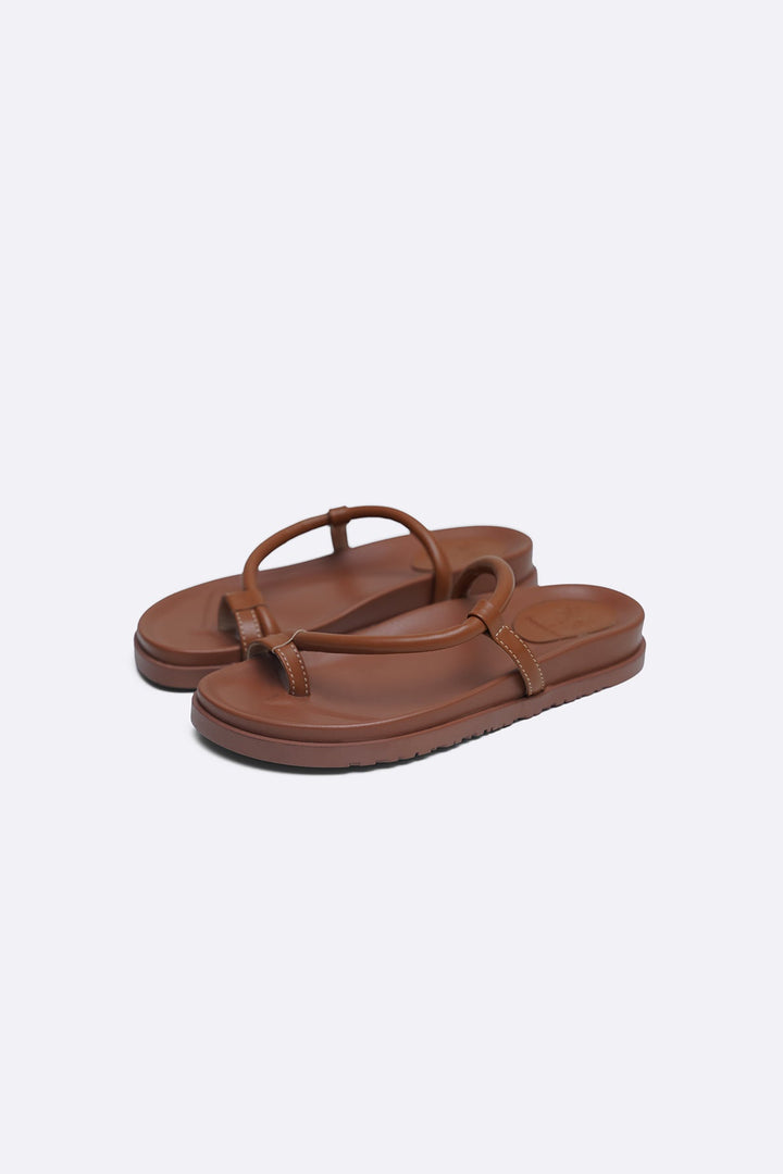 TAN BANANA ROAD TOE SLIDES