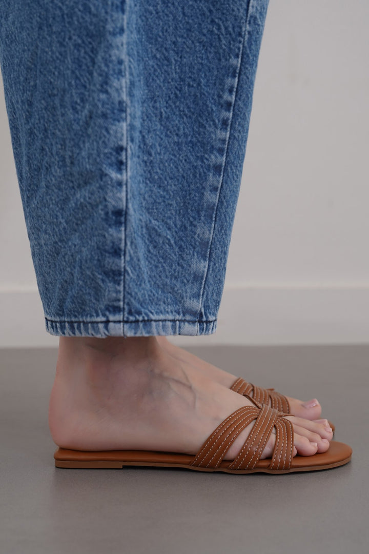 TAN STRAPPY STITCH SLIDES