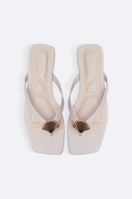 OFF WHITE BEACH HOLIDAY SLIDES