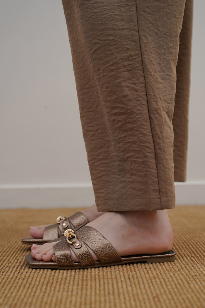 GOLD PATENT TEXTURED SLIDES
