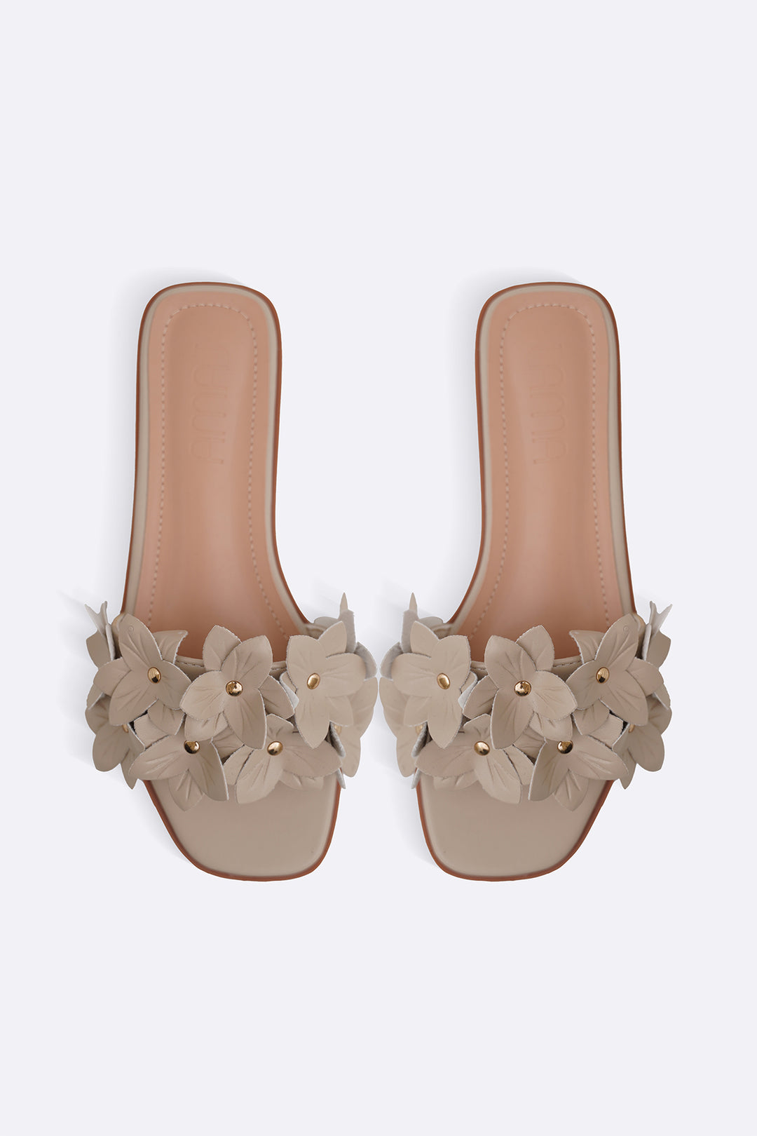 BEIGE EVERYDAY DAISY SLIDES