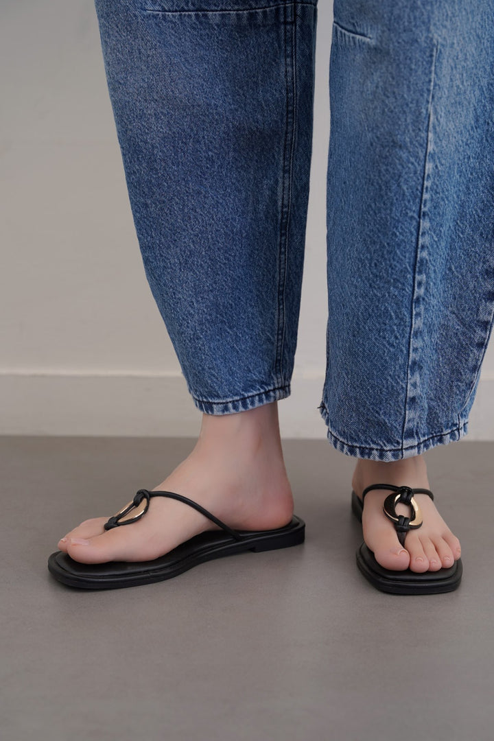 BLACK SUMMER GETAWAY SLIDES