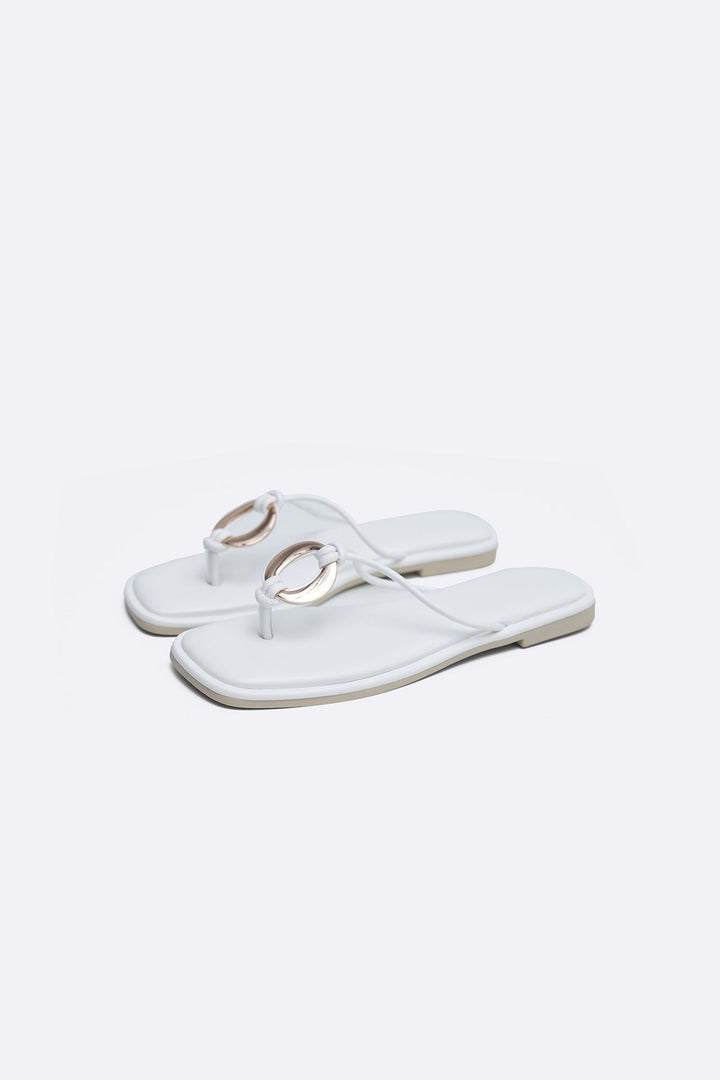 WHITE SUMMER GETAWAY SLIDES