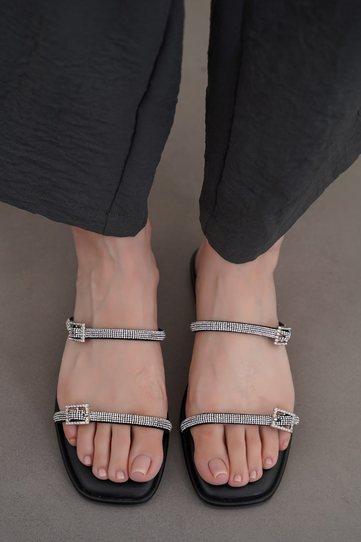 BLACK TINY CRYSTAL SLIDES