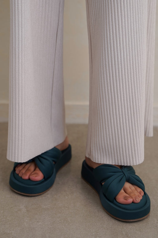DARK GREEN BOW MAMA SLIDES