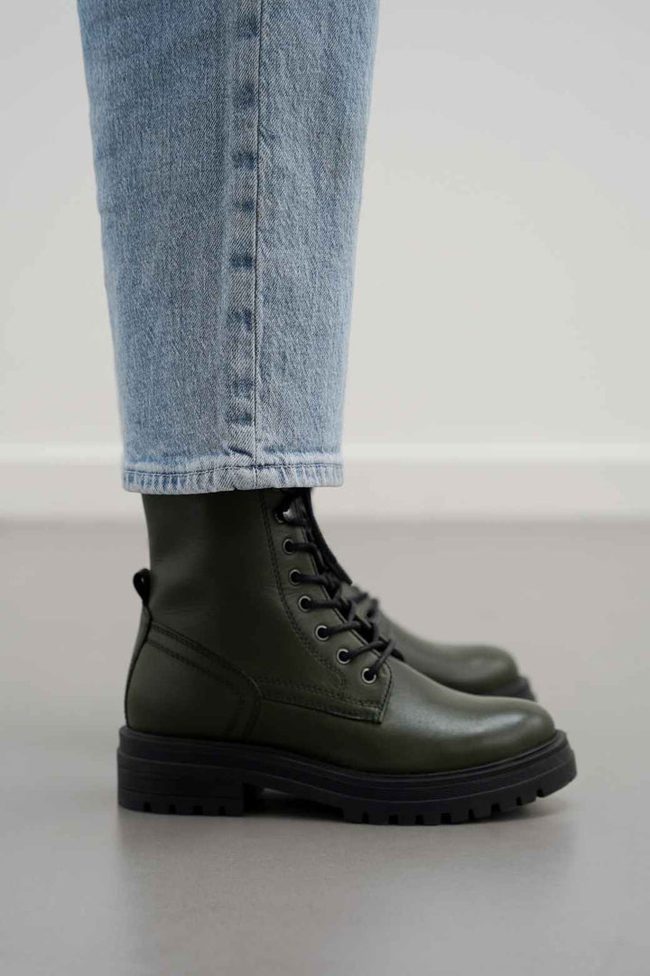 GREEN MILITARY LEATHER BOOTS