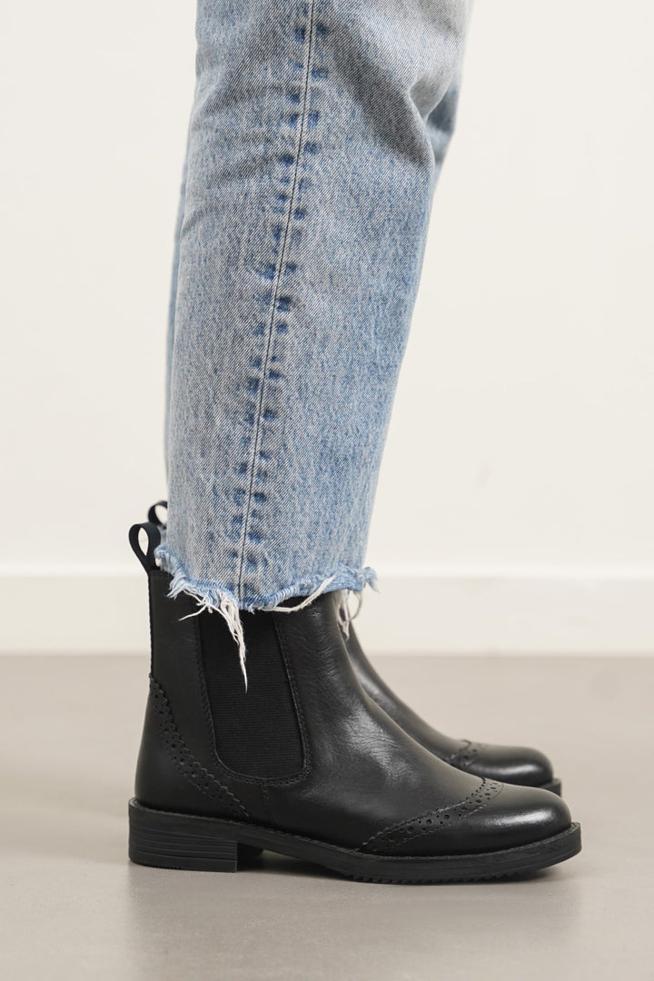 BLACK BROGUE LEATHER BOOTS