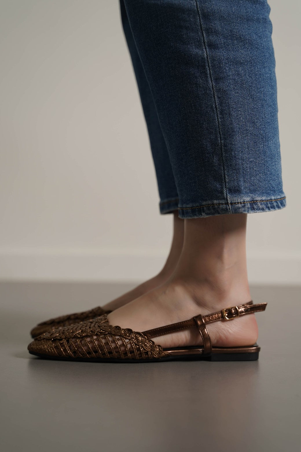 BRONZE WOVEN PARTY SLINGBACKS