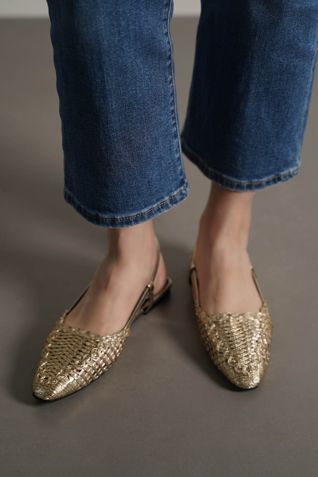 GOLD WOVEN PARTY SLINGBACKS