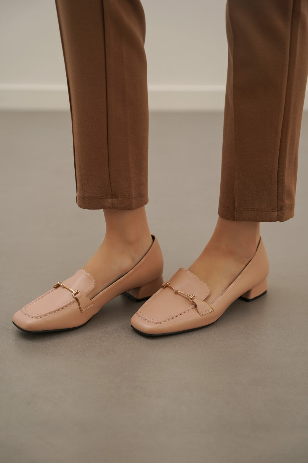 PINK LOAFERS WITH BLOCK HEEL