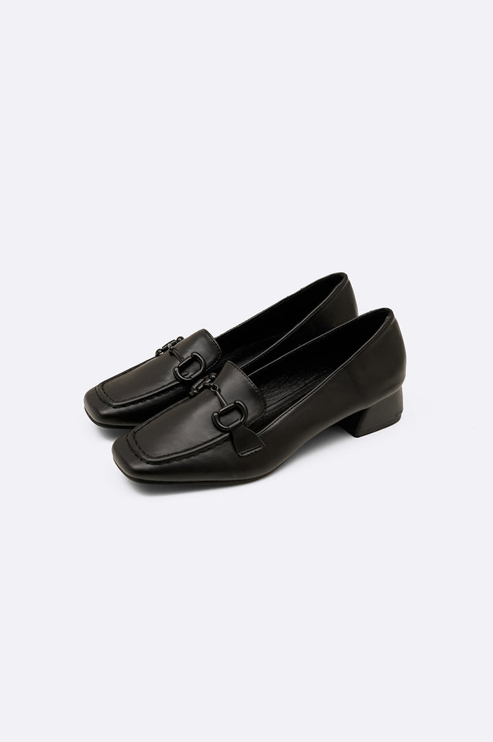 BLACK HEELED LOAFERS