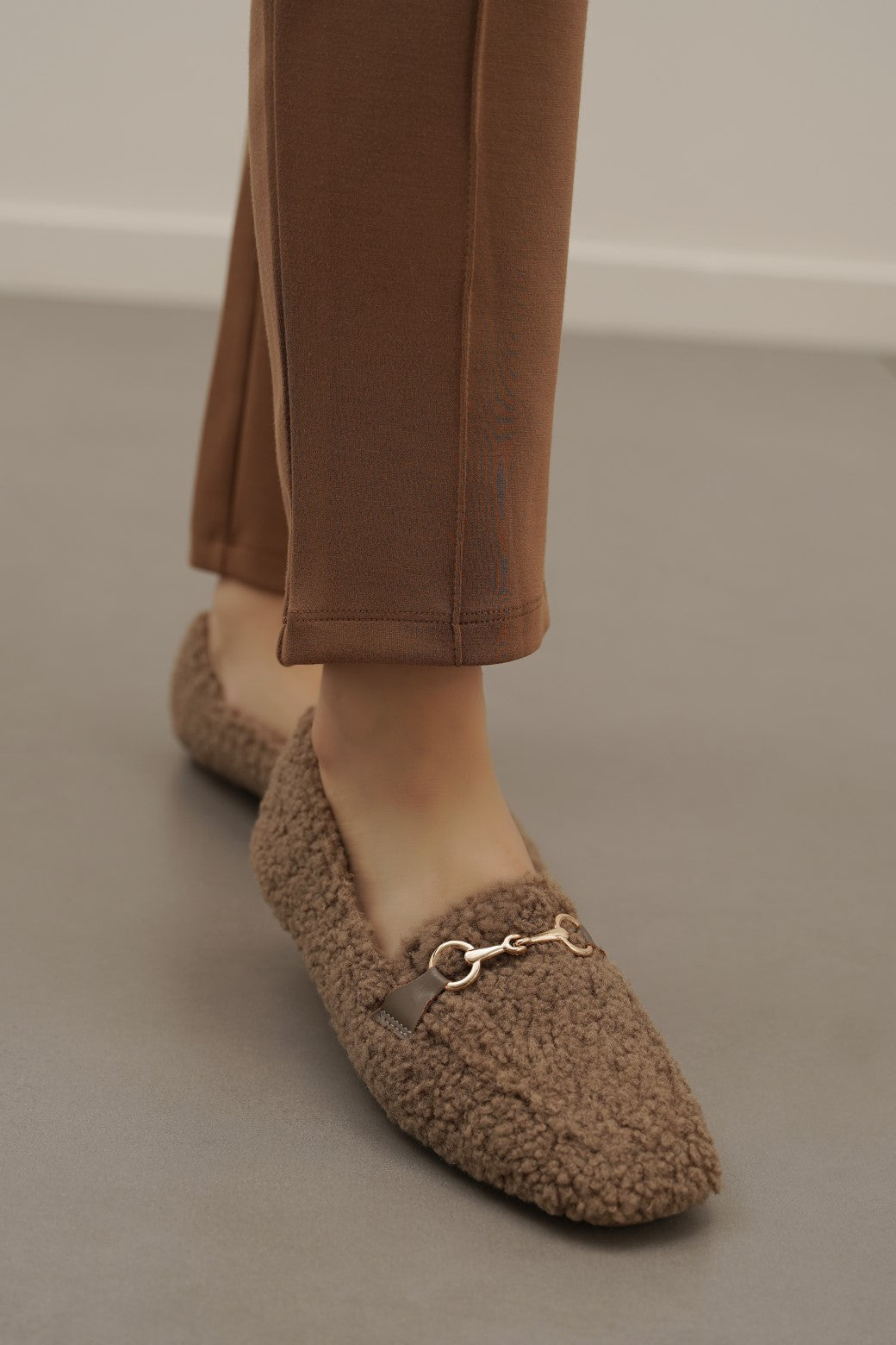 KHAKI TEDDY FUR LOAFERS