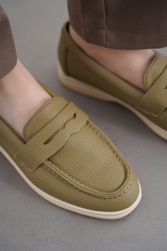 GREEN CLOUD MAMA LOAFERS