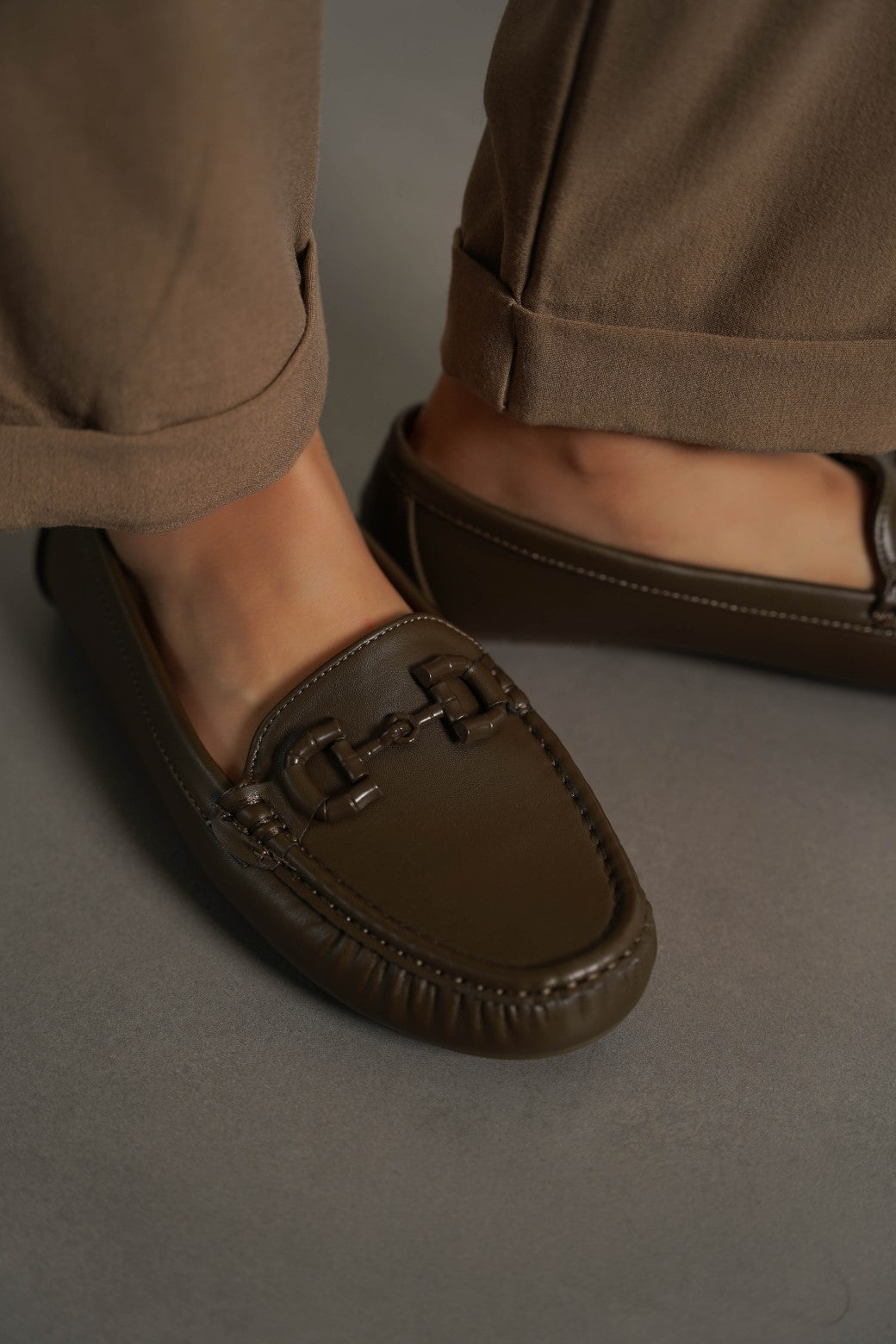 OLIVE MAMA MOCCASINS