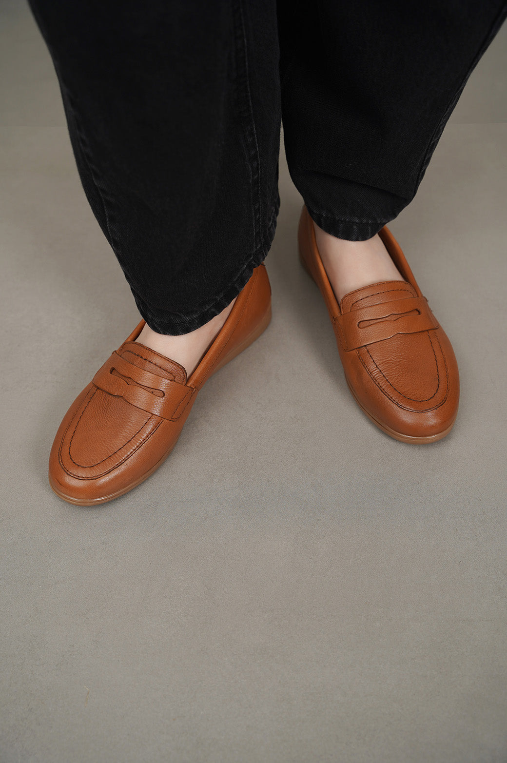 TAN LEATHER MAMA LOAFERS