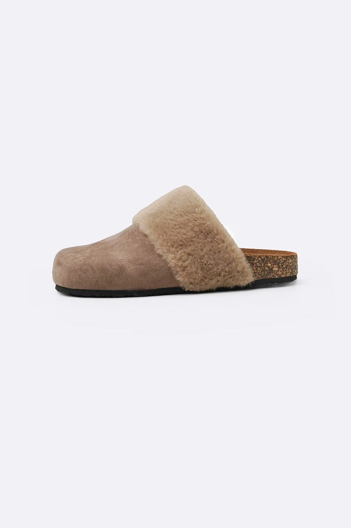 BROWN COSY FUR SLIPPERS