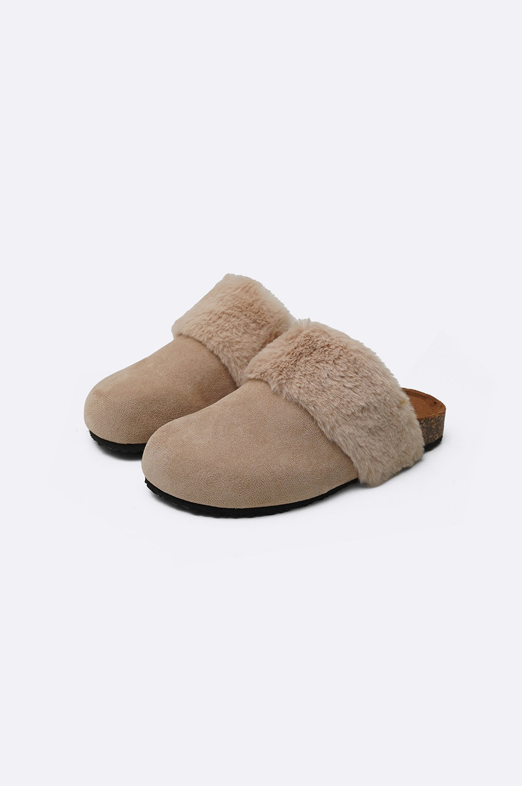 CREAM COSY FUR SLIPPERS