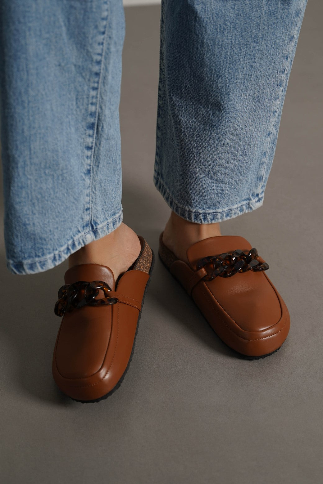 TAN TURTLE SHELL MULES