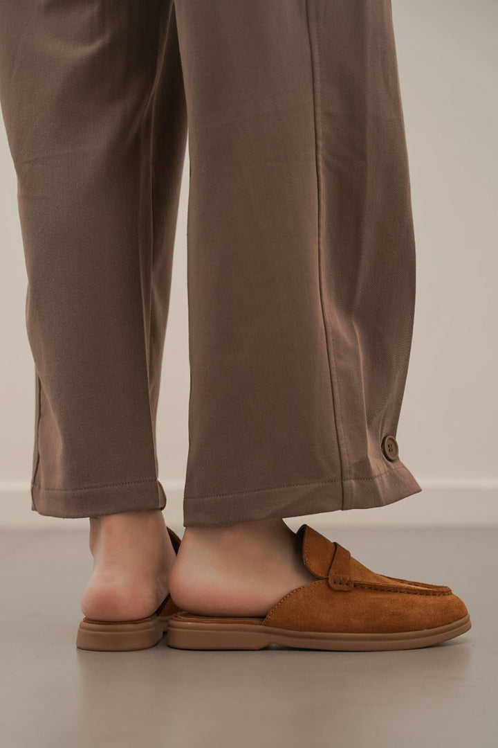 CARAMEL SUEDE LEATHER MULES