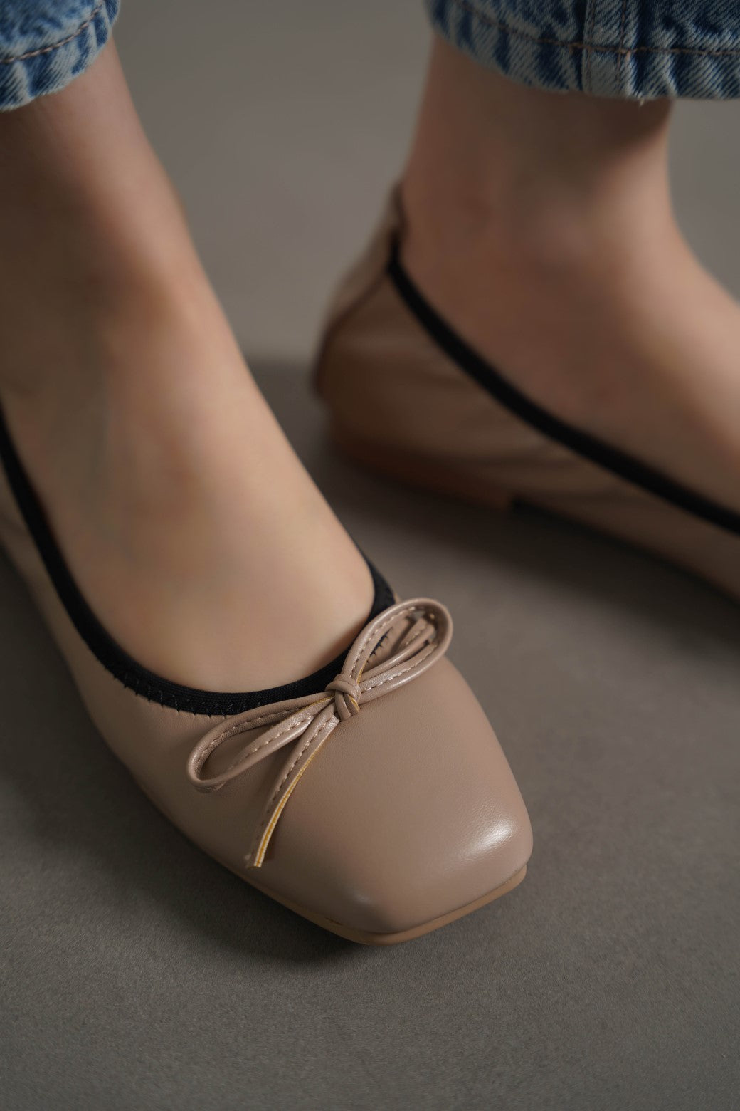 BEIGE MAMA BALLET PUMPS