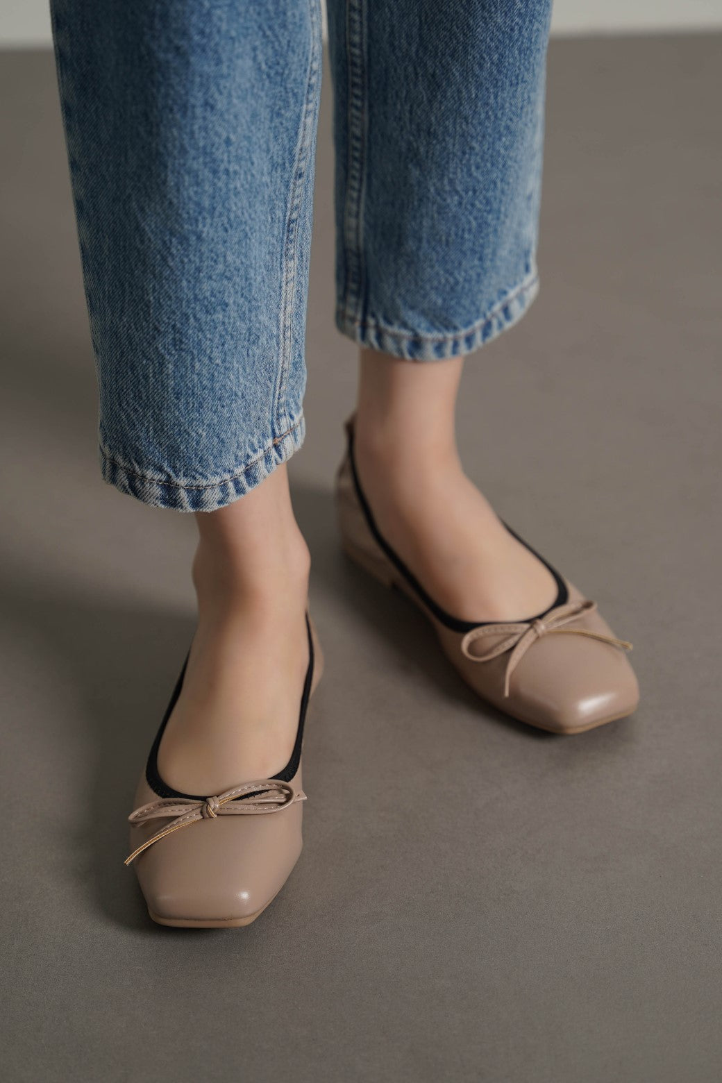 BEIGE MAMA BALLET PUMPS