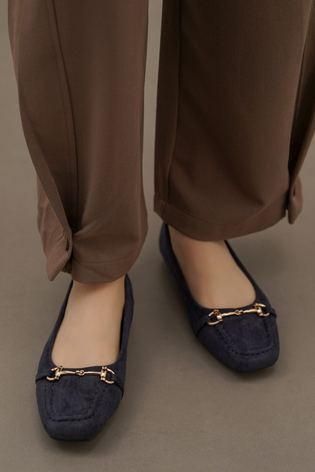 NAVY KAMI COMFORT PUMPS