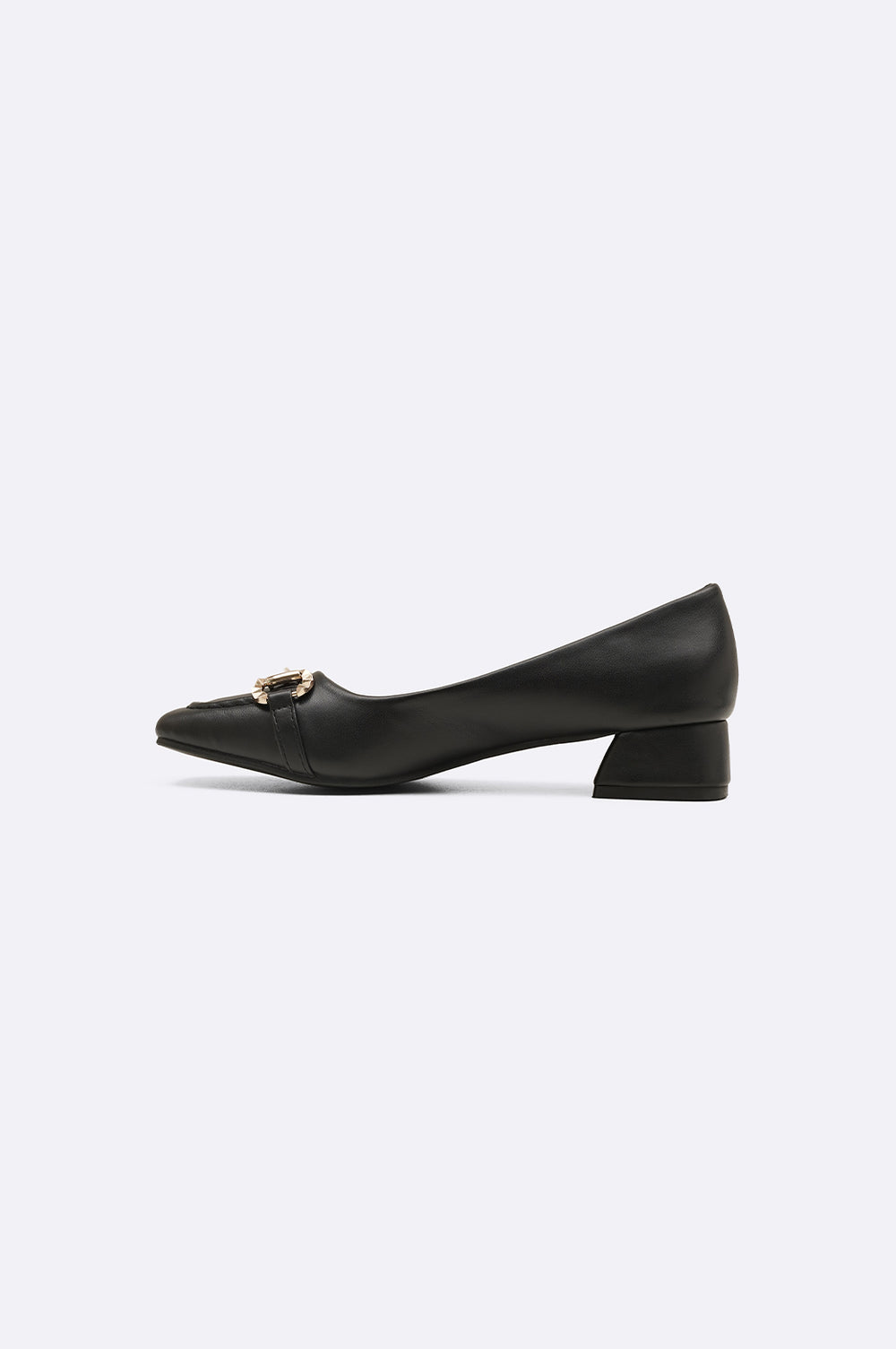 BLACK BUCKLED BLOCK HEEL