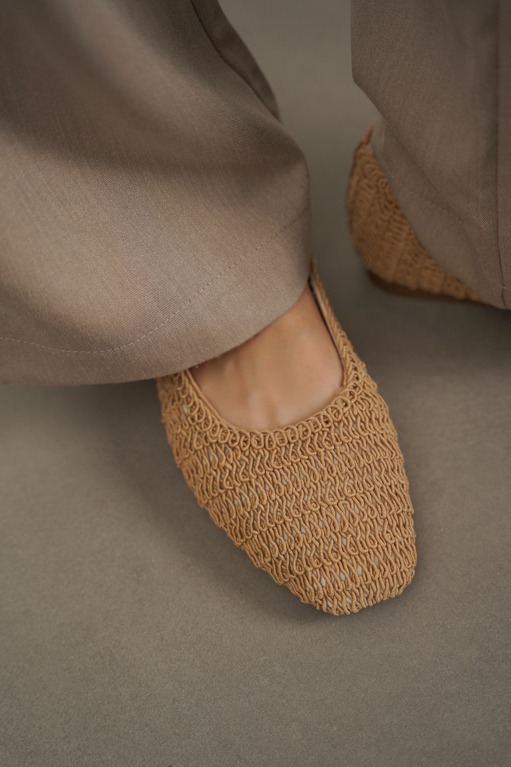 KHAKI CARLA WOVEN FLATS