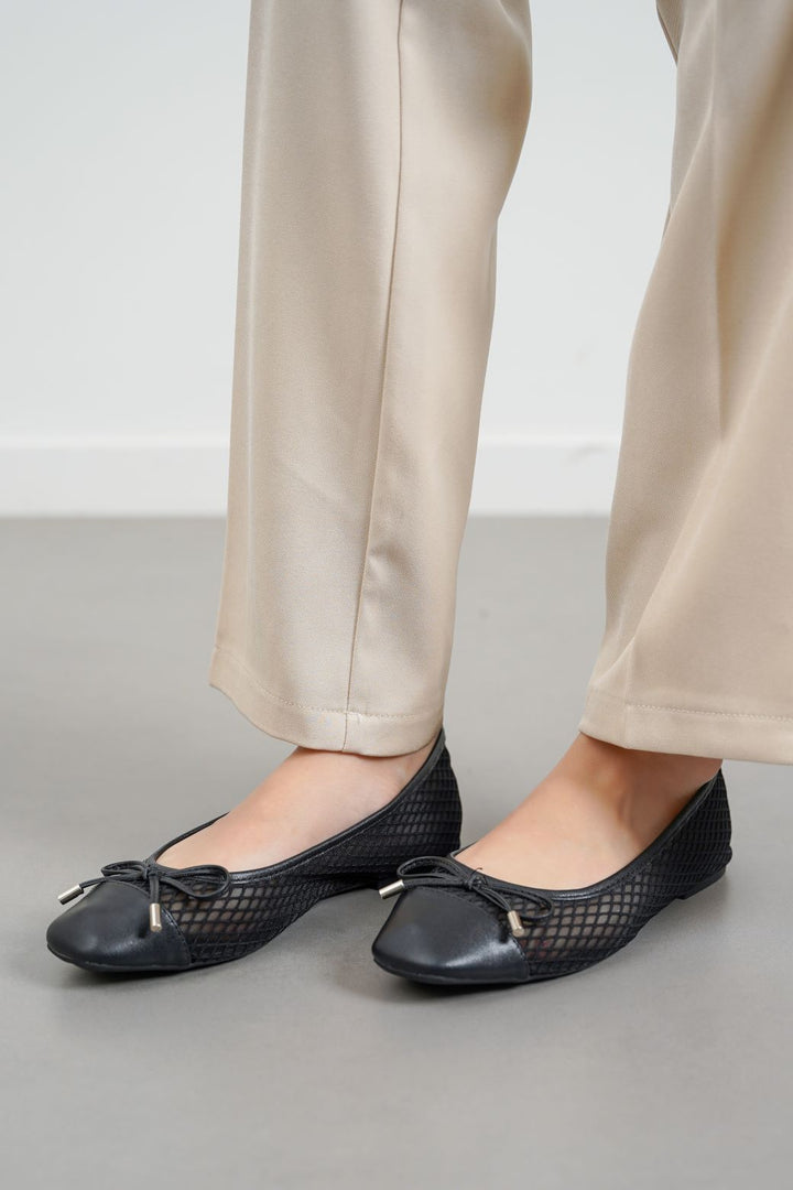 BLACK BALLET FLATS