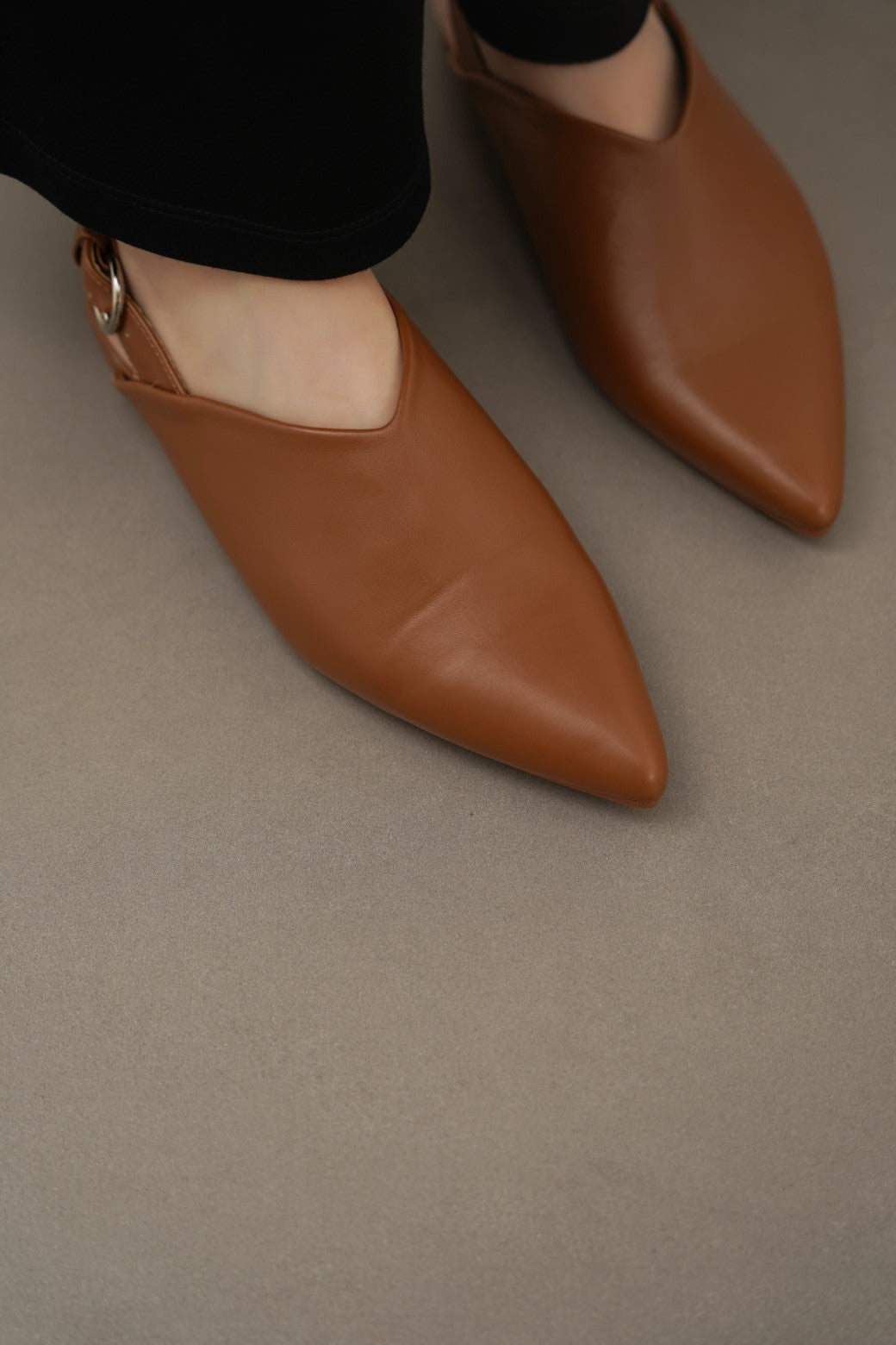 TAN MIA SLINGBACK MULES